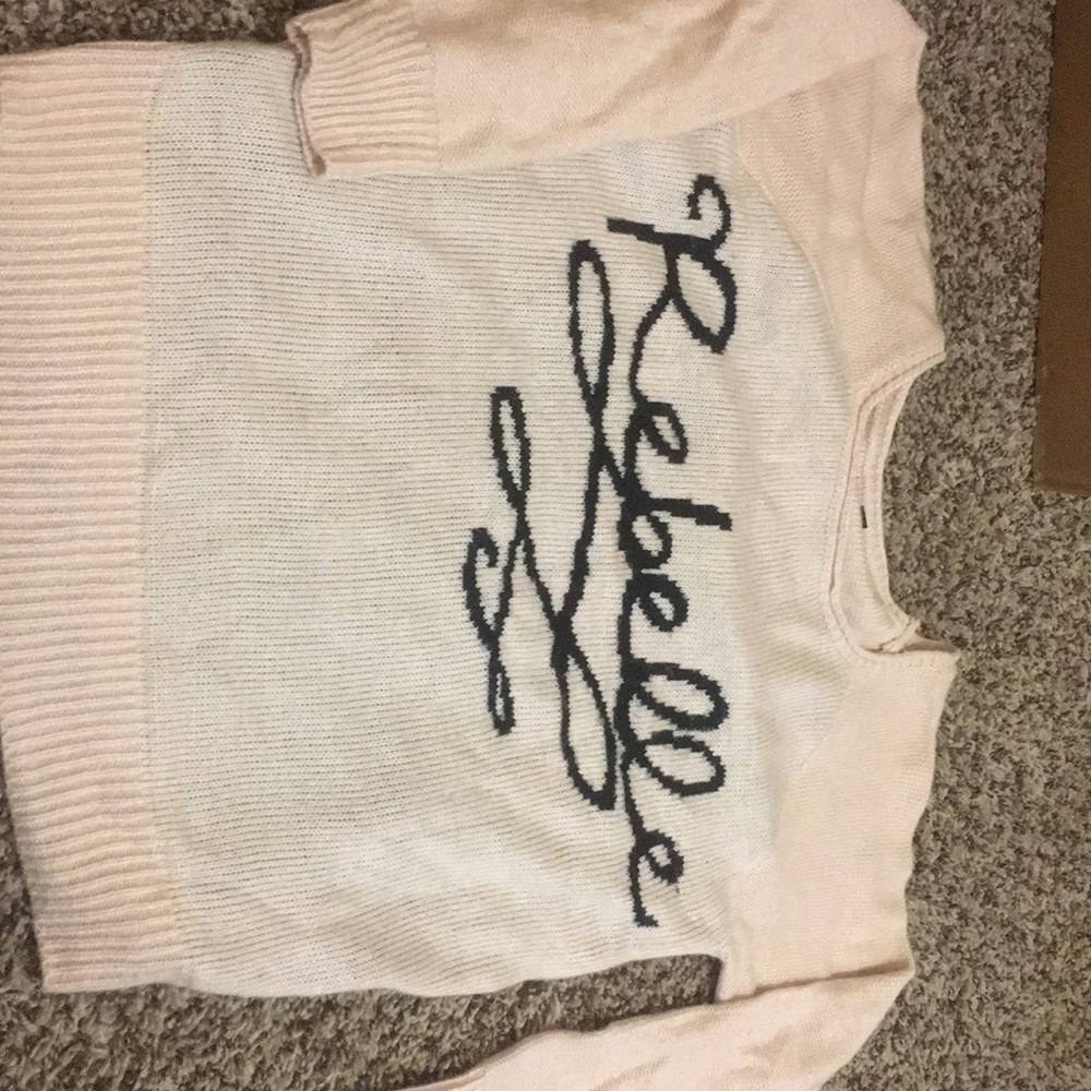 Pretty rebellle sweat shirt